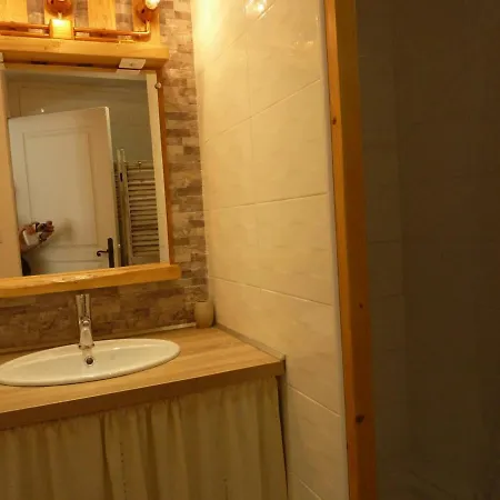 Casa vacanze Saint-pierre-de-rivière, 3 Pièces, 5 Personnes - Fr-1-419-295 Saint-Pierre-de-Rivière