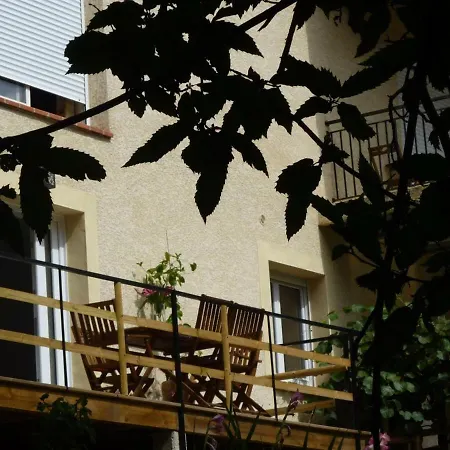 Casa vacanze Saint-pierre-de-rivière, 3 Pièces, 5 Personnes - Fr-1-419-295